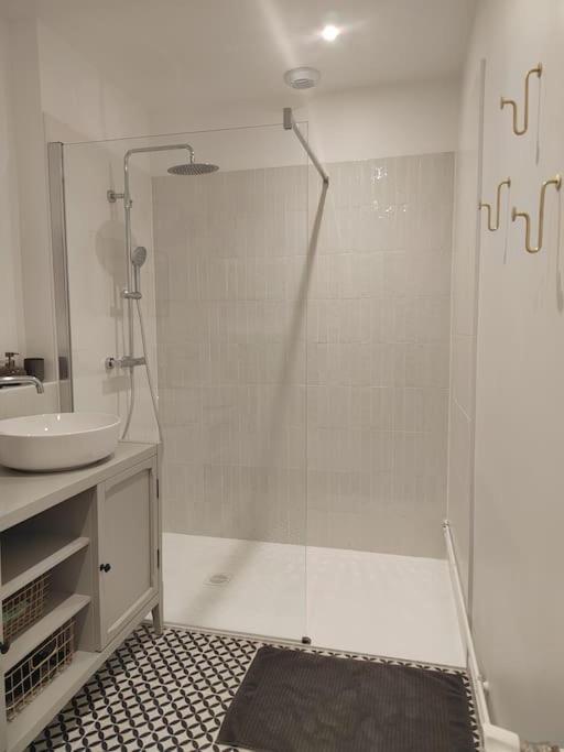 Magnifique Appartement Le Nid Des Thermes Bagnères-de-Bigorre Zewnętrze zdjęcie